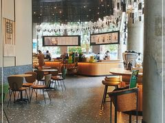 大堂-星巴克臻选(湖滨道店)
