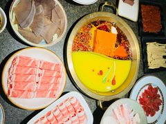 -小天鹅火锅·一线江景洪鼎旗舰店(洪崖洞店)