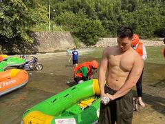 -雅鲁激流探险漂流