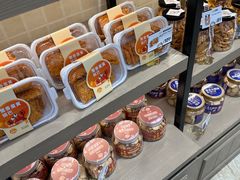 -华荣西饼屋(永护店)