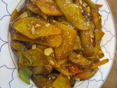 -小柒家第一锹东北菜(城关店)