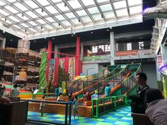 -蒙特利亲子乐园