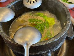 -鲁朗纳麦石锅鸡庄园