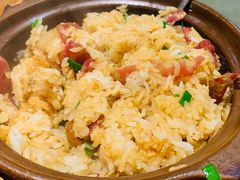 腊肉煲仔饭-周锦记广式餐厅