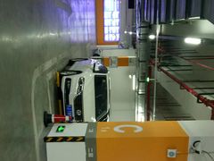 -融创茂-停车场