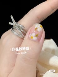 -孔雀手美甲美睫护理