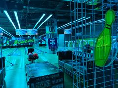 -世代星球·保龄球·镭战真人CS·团建(杨浦店)