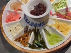 -怪噜范·贵阳小吃大排档(世纪金源店)