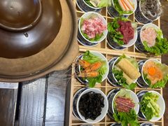 -聚汇三少·龙虾·中餐厅(莫邪路新天地店)