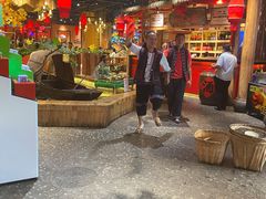 门面-老滇山寨•云南特色菜•地方菜•民族风情歌舞表演(金碧店)