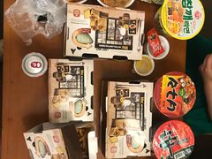 -BHC炸鸡(明洞总店)