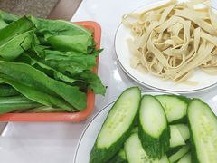-专业跳跳蛙·彭彭老铺(步行街店)