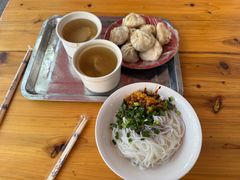 -高师傅特色米粉汤包(建设路店)