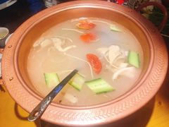 铜锅腊排骨火锅-民食香·腊排骨野生菌美食(木府店)