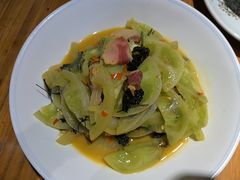 -头上红煨盐鸡·非遗院子餐厅