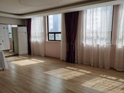 -海豚湾高端月子会所(黄浦店)