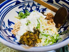 豆花米线-蜗牛小馆醉乡民谣云南菜(惠新西里店)