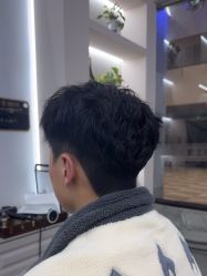 -尤司男士国潮理发馆