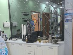 -茂菊口腔连锁(浦东南路店)