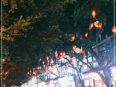 -八一路好吃街(雨田商务大厦店)