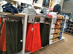 -优衣库(深圳万象天地旗舰店)