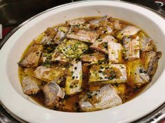 -君来湖滨饭店·玫瑰园