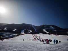 -鳌山滑雪度假区