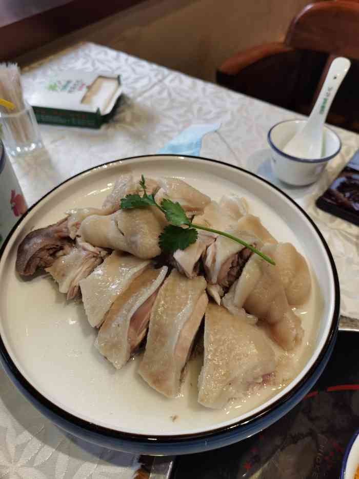 琼菜记忆(西海岸店"海口有名的琼菜馆子 闭餐算是最晚的餐厅之.