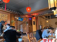 -湘西小馆(滨河路店)