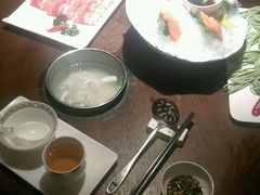 -泓炙颐凤鲜海鲜火锅料理(桐乡店)