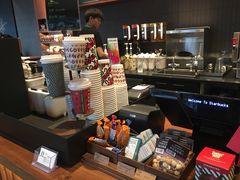 -星巴克(深圳龙华和平里店)