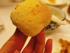 流沙奶皇酥-富力丽思卡尔顿酒店·丽轩中餐厅