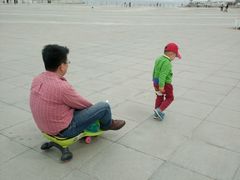 -东港音乐喷泉广场