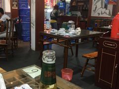 大堂-临街徽菜馆·正宗黄山味