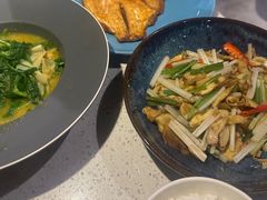 -半山腰·云南菜(侨福芳草地店)