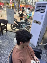 -藤野造型专业烫染接发