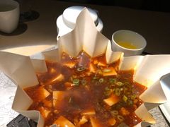 -穹六人间 people 6(岳阳路店)