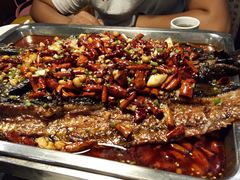 -鸣记脆皮烤鱼·海鲜烤鱼(三八广场店)