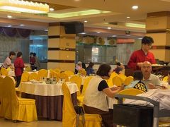 -御满江海鲜酒家(洛溪新城店)