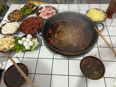 -重庆故事姊妹老火锅(财经学院店)