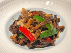 鲜鲍鱼鹿茸菌-艋舺·台湾小馆老字号(平安悦坊店)