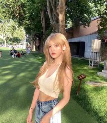 -AYO SALON