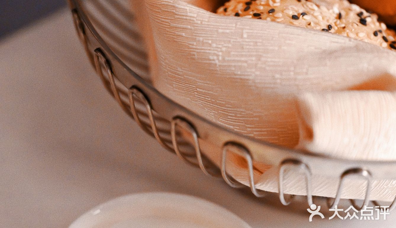 提前预订了TERRAZAS台阶红酒和酒店合作菜单