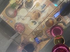 -呷哺呷哺(普陀乐购真北店)