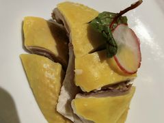 脆皮黄油鸡-醉辉皇上海之巅(上海中心大厦店)