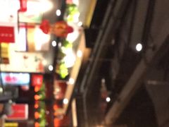 -渝是乎川渝小炒(新世界百货望京店)