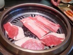 -梨花自助烤肉(西三旗万象汇黑金店)