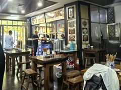 大堂-王魁腊汁肉夹馍(柿园路店)