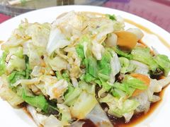 爆炒卷心菜-雪湖煜辰鱼头老店(雪野湖店)