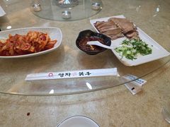 -英子补身汤(海兰路店)